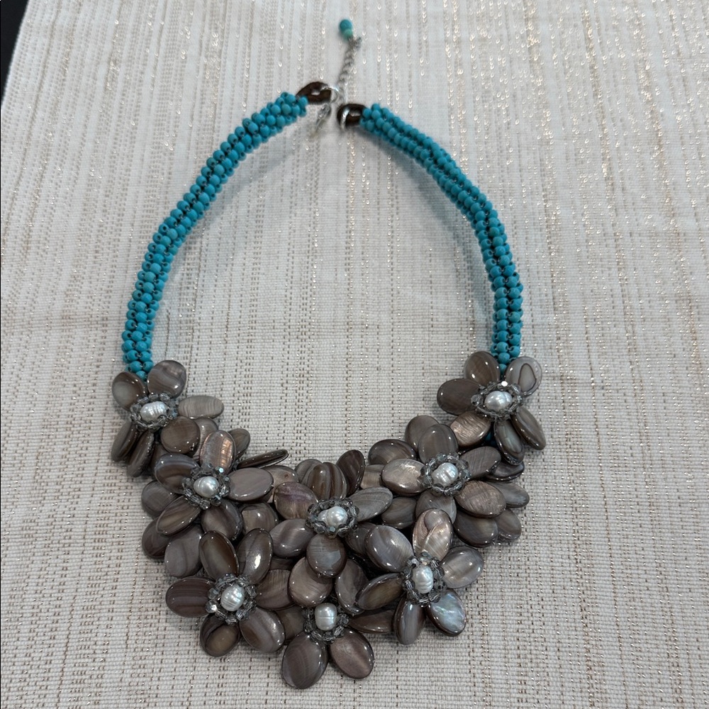 Handmade Elegant Floral Beaded Necklace